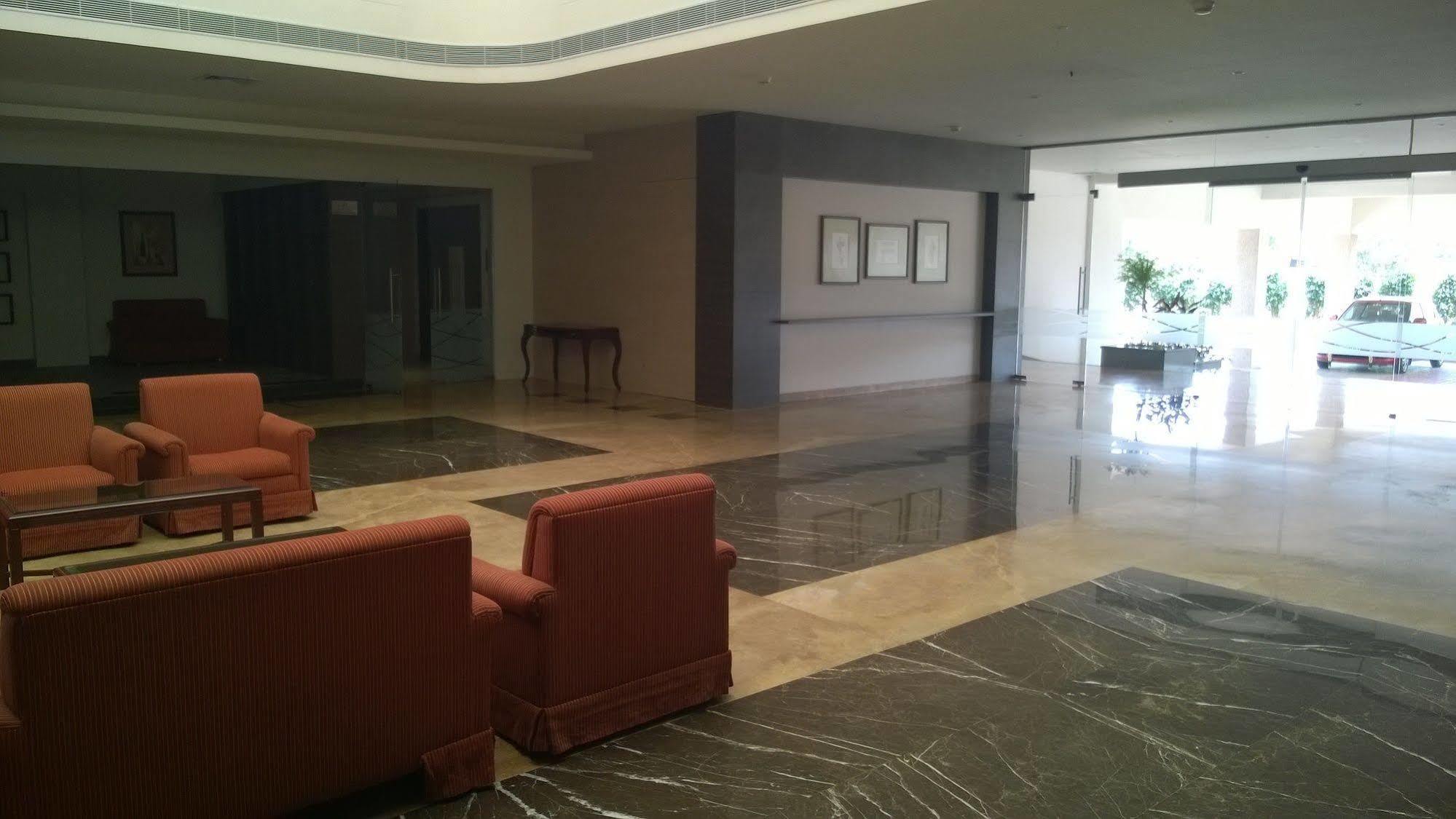 Regency Tiruttani By Grt Hotels Thiruttani Экстерьер фото