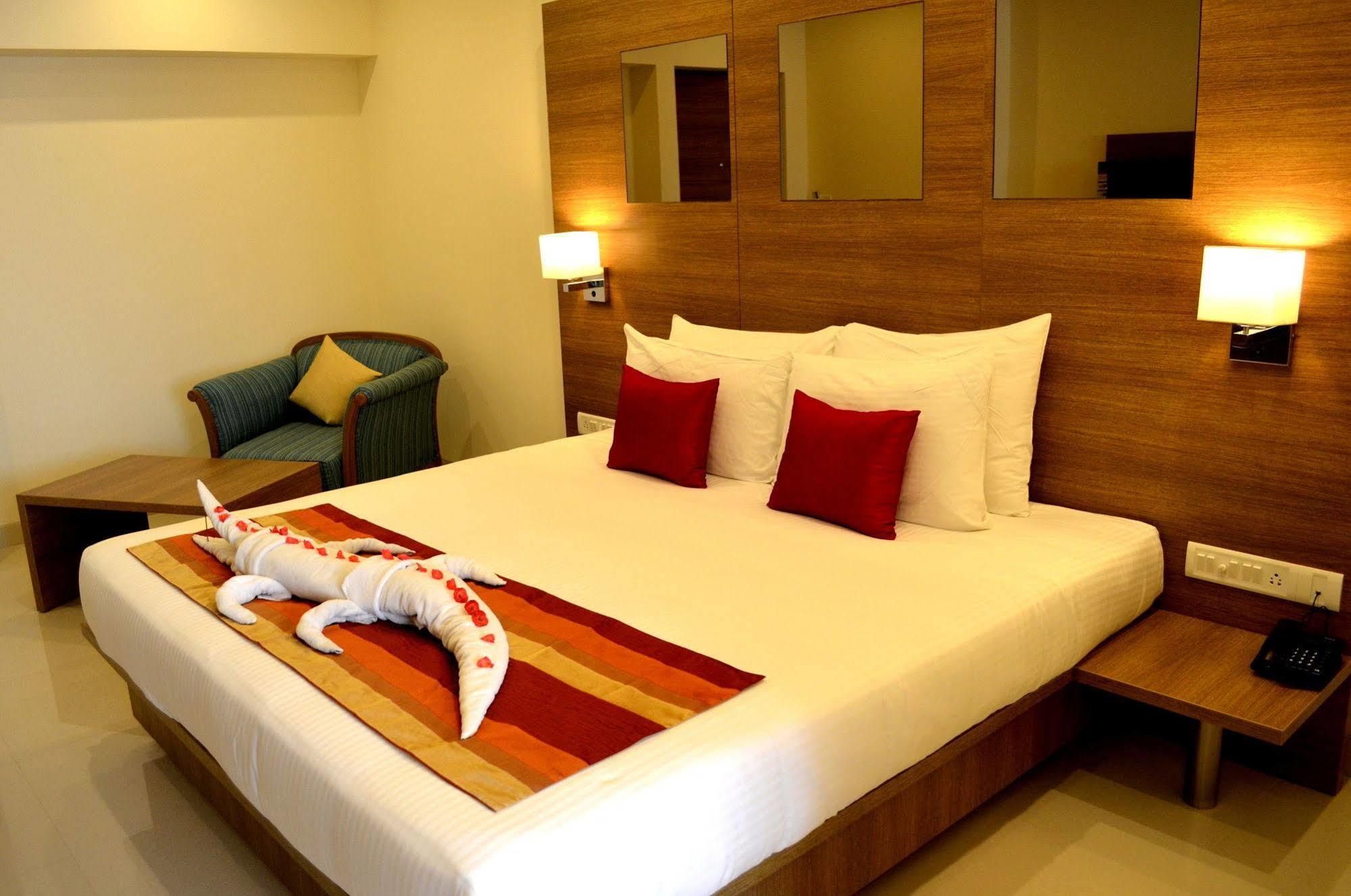Regency Tiruttani By Grt Hotels Thiruttani Экстерьер фото
